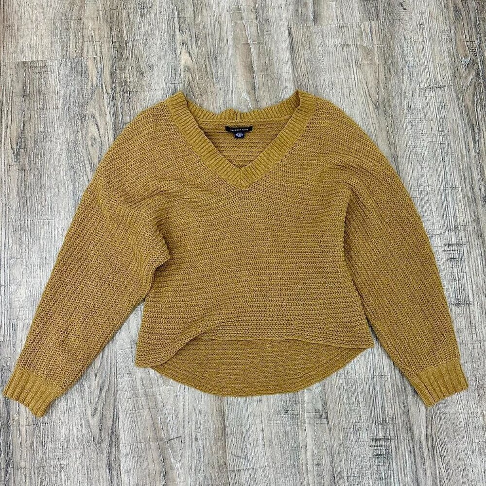 American Eagle Outfitters Women's Yellow Jumper